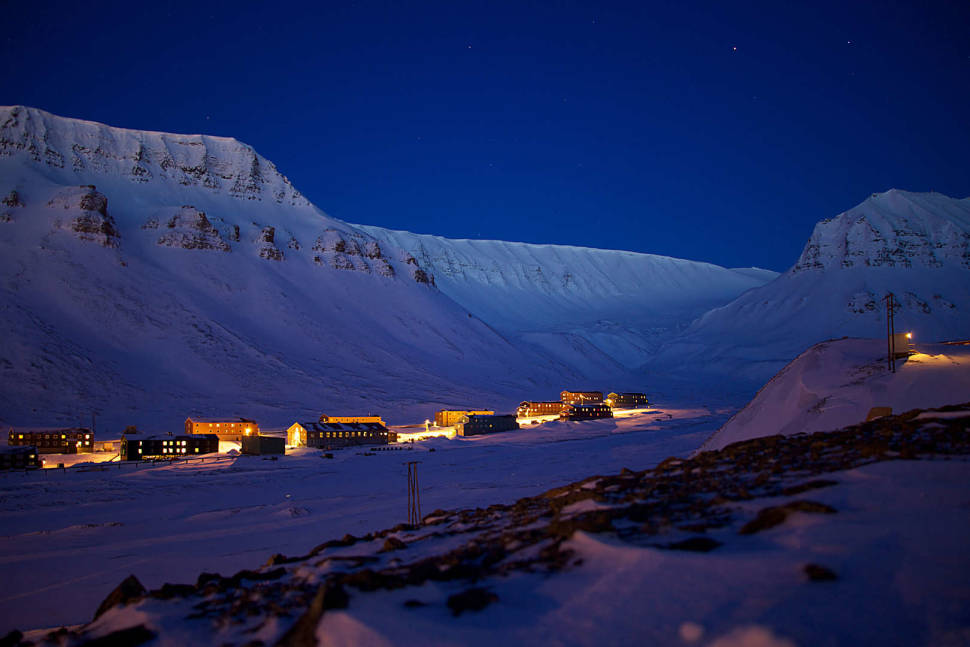Polar Night in Svalbard - Best Time