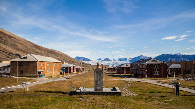 Pyramiden, a Soviet-Era Ghost Town in Svalbard - Best Time