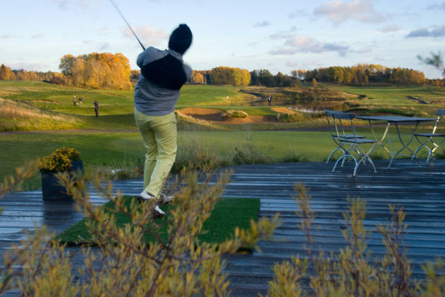 Night Golf in Sweden - Best Time