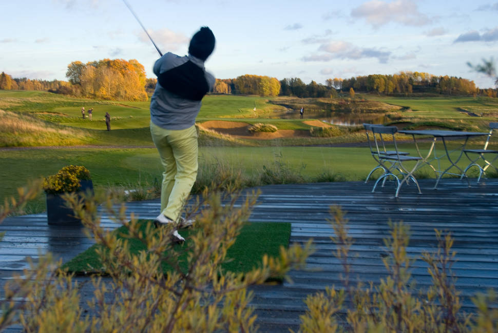 Night Golf in Sweden - Best Time