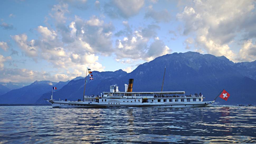 Lac Léman or Lake Geneva Cruise in Switzerland - Best Time