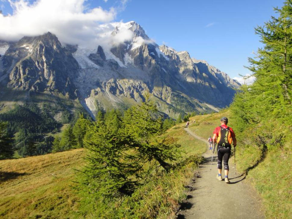 Ultra-Trail du Mont-Blanc (UTMB) in Switzerland - Best Time