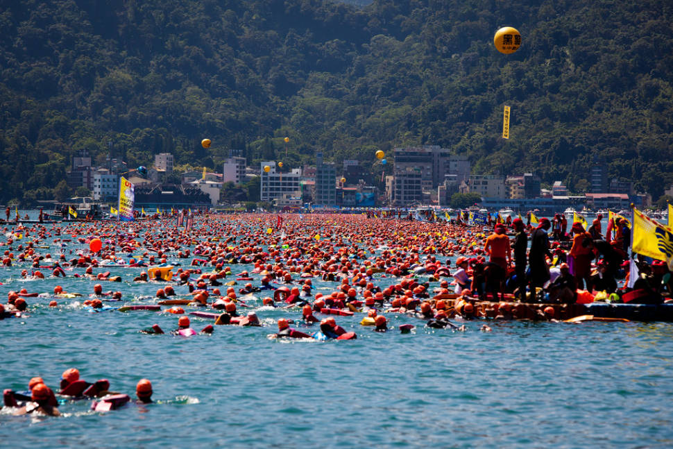Sun Moon Lake Swimming Carnival in Taiwan - Best Season