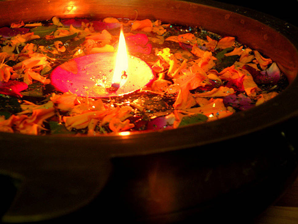 Diwali, Festival of Lights in Taj Mahal and Agra - Best Season