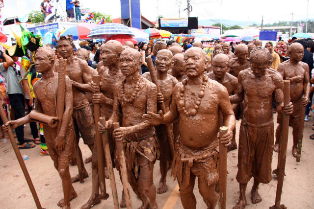 Best time for Hungry Ghost Festival in Thailand