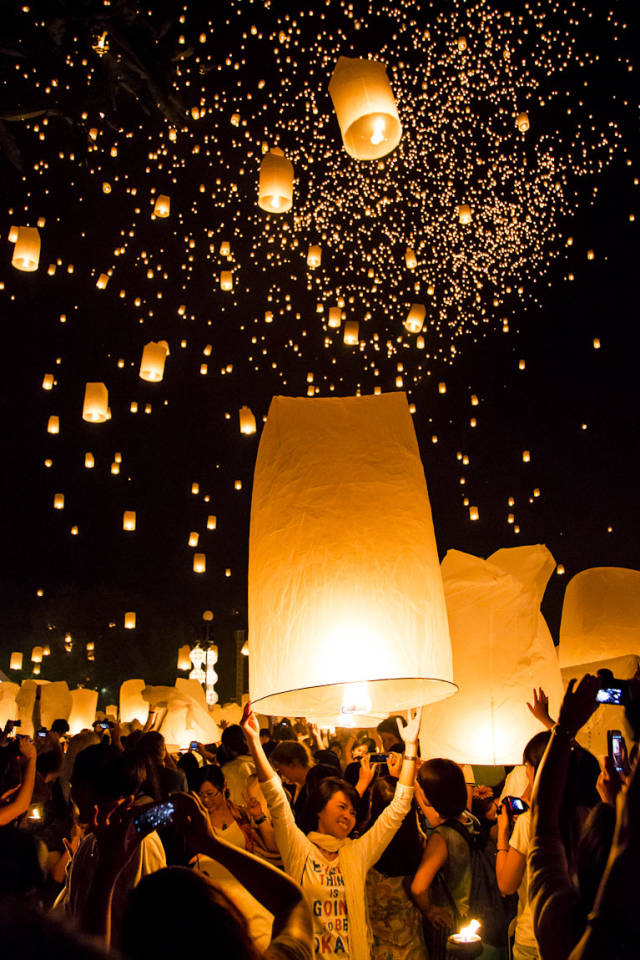 Best time for Loi Krathong in Thailand