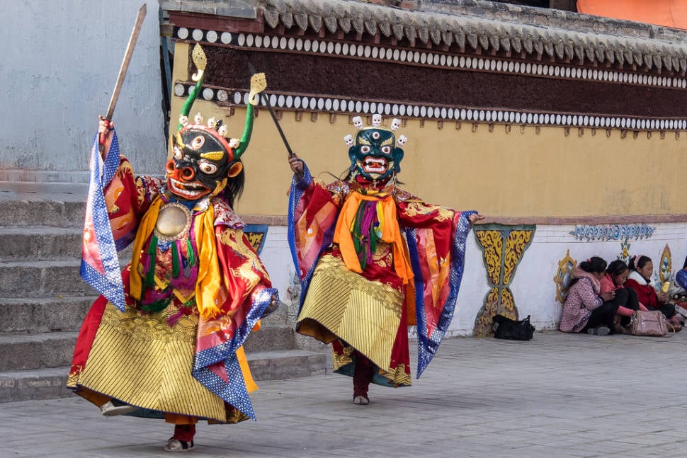 Losar or Tibetian New Year in Tibet - Best Time