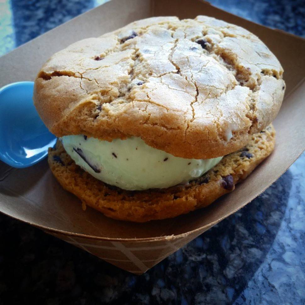 Ice Cream Sandwiches in Toronto - Best Season