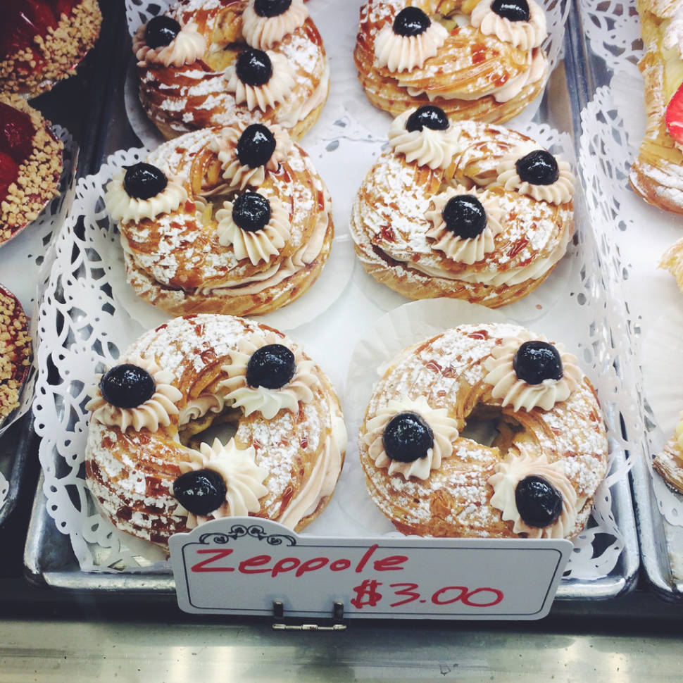 Zeppole in Toronto - Best Time