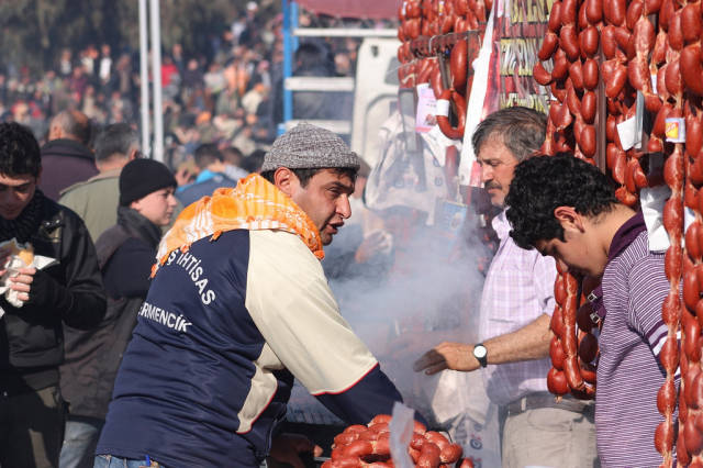 Camel Sausages in Turkey - Best Season