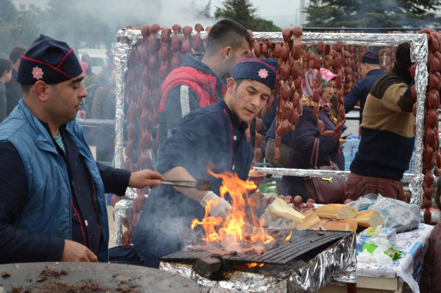 Best time for Camel Sausages in Turkey