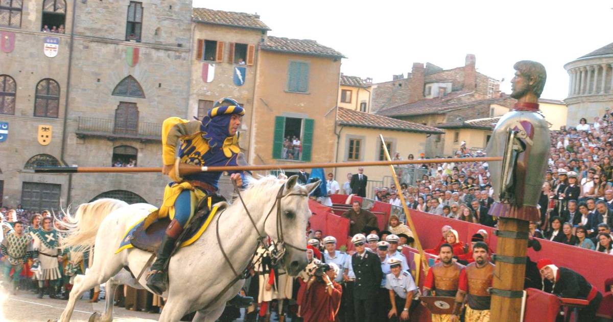 Giostra del Saracino (Joust of the Saracens) in Tuscany - Best Time