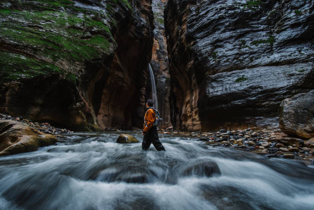 Hike the Narrows in Utah - Best Season