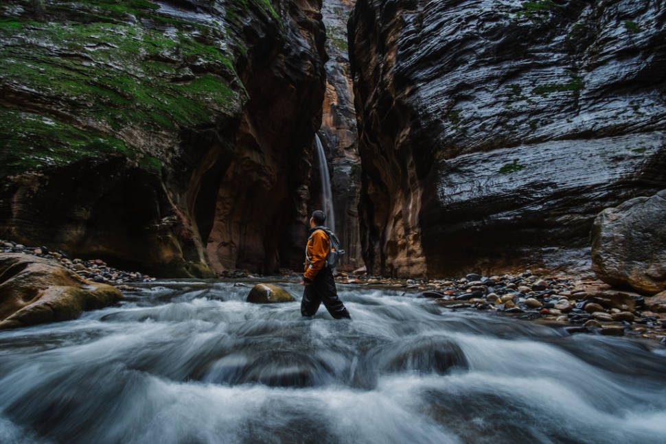 Hike the Narrows in Utah - Best Season