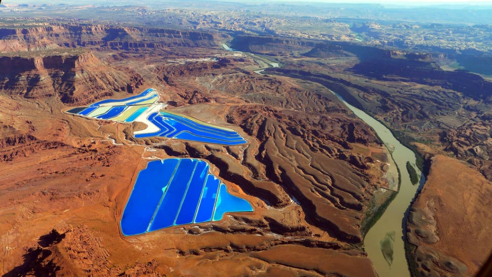 Potash Evaporation Ponds in Utah - Best Season