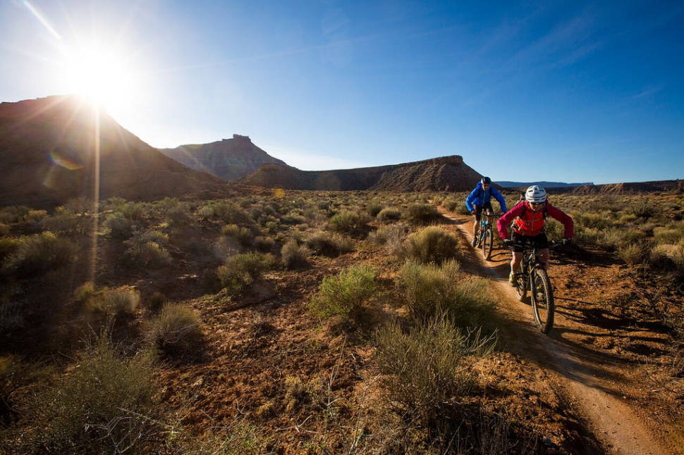 Biking in Zion National Park in Utah - Best Season