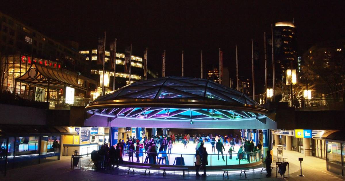 Ice Skating in Vancouver - Best Time
