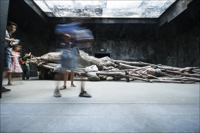 Best time for La Biennale di Venezia (Venice Biennale)