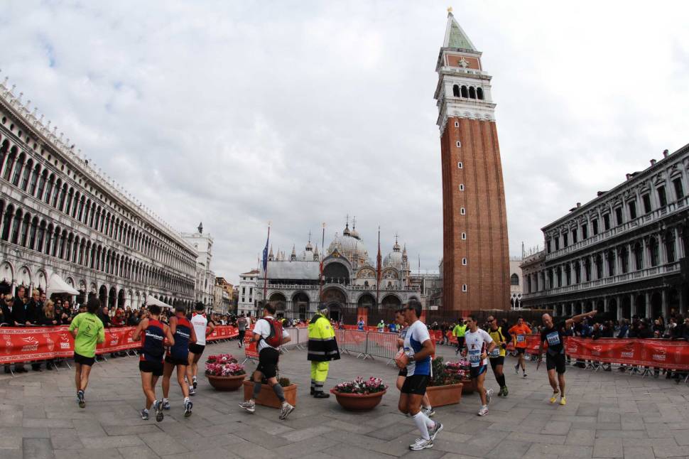 Best time to see Venice Marathon (Maratona di Venezia) in Venice