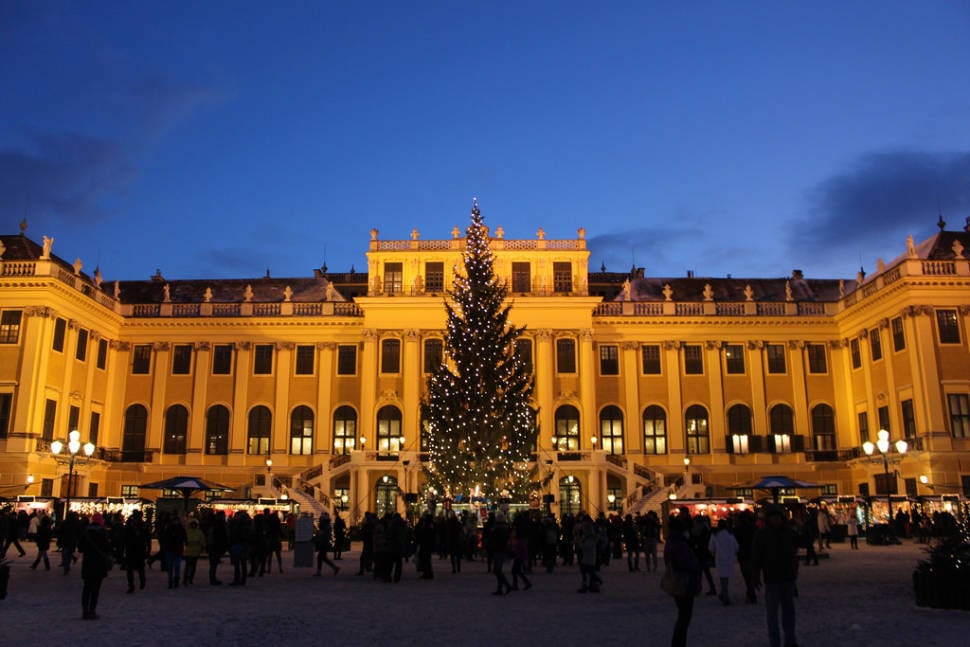Christmas Market at Schönbrunn Palace