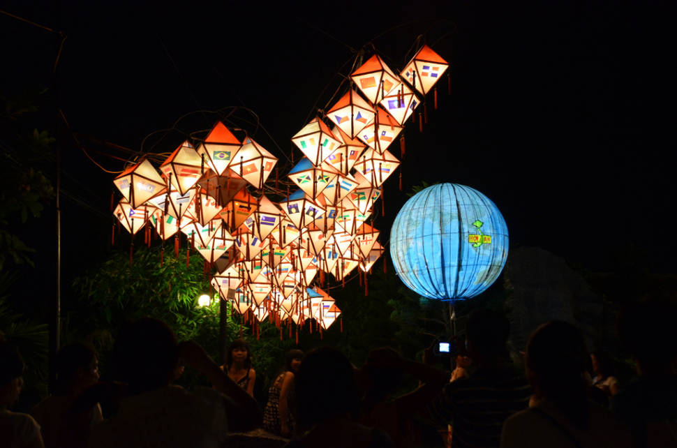 Best time for Hoi An Lantern Full Moon Festival in Vietnam