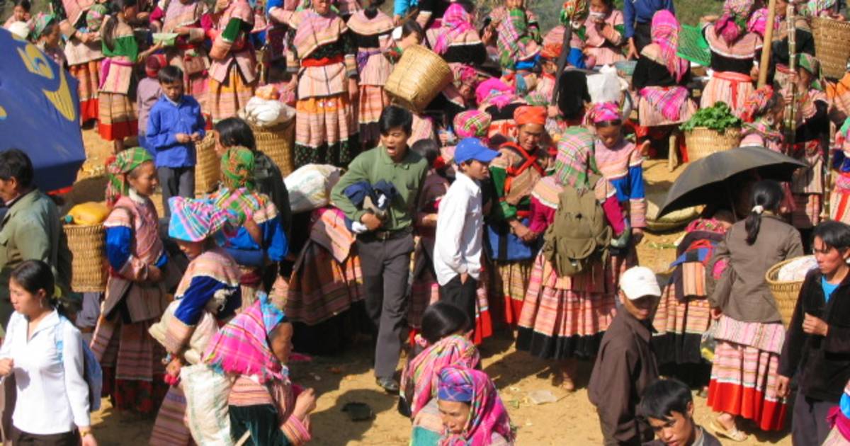 Khau Vai Love Market in Vietnam - Best Time