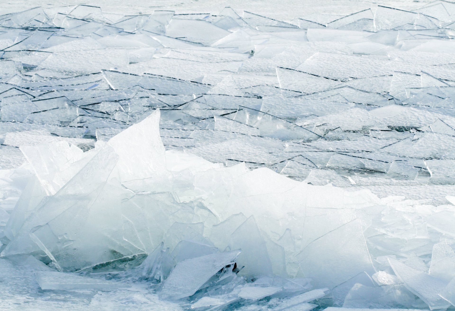 Ice Shards on the Great Lakes