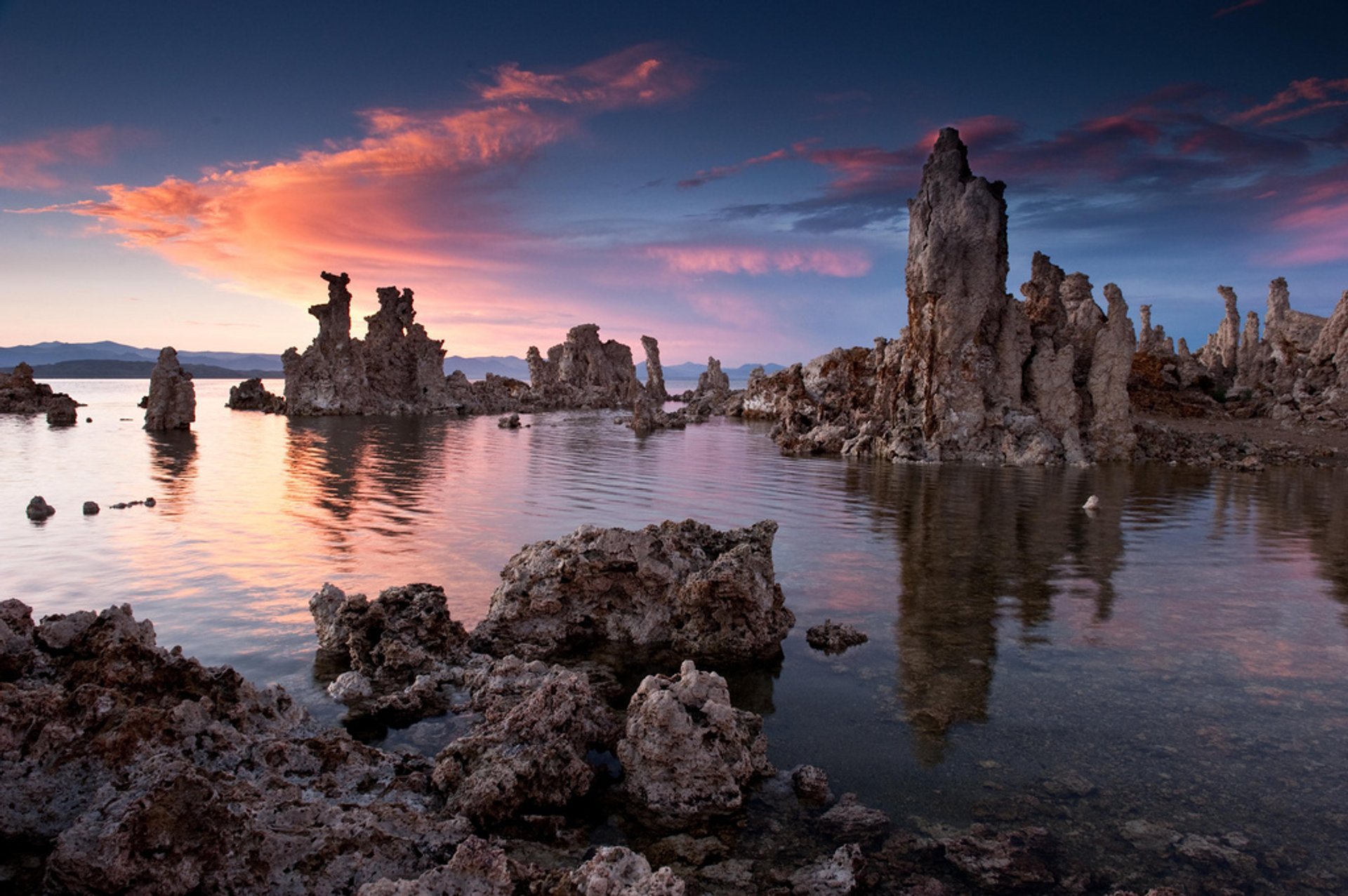 Torri Tufa del Lago Mono