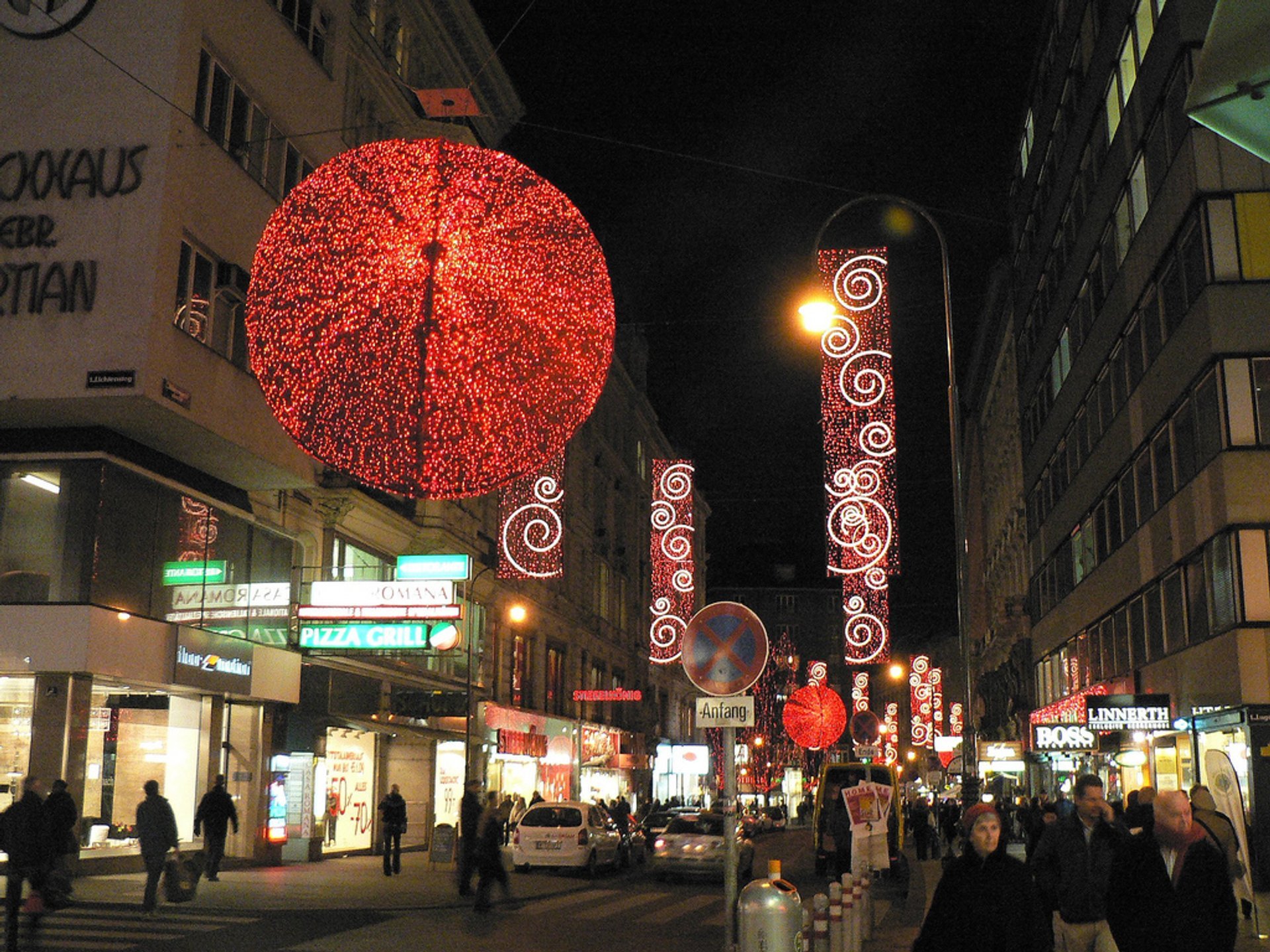 vienna christmas light show