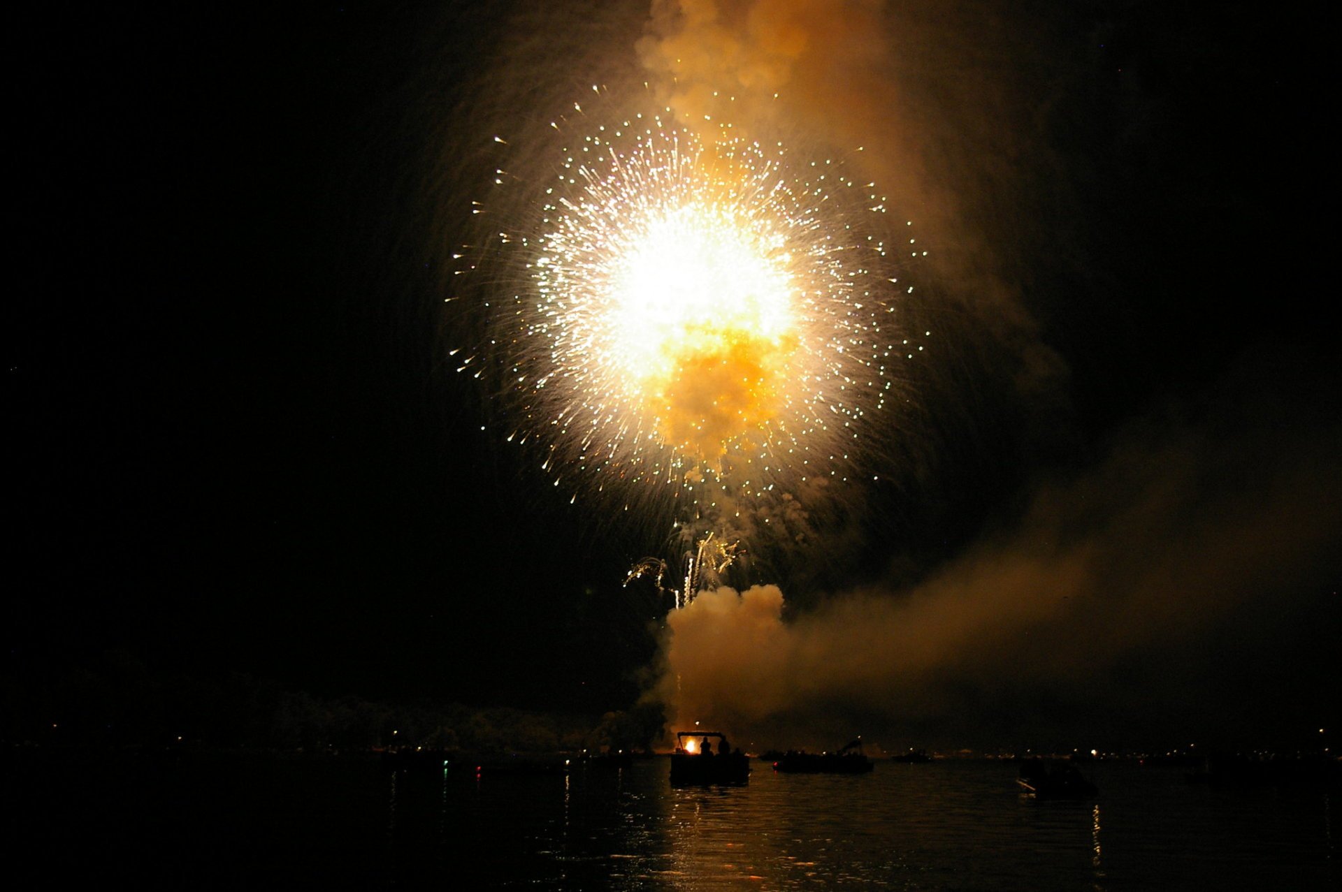 Fuochi d'artificio del 4 luglio al lago Buckeye