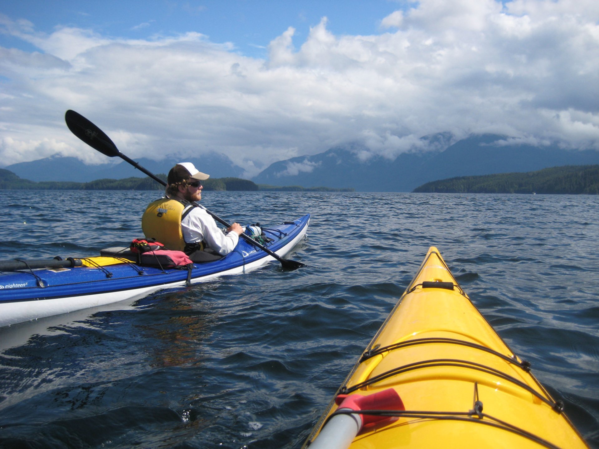 kayaking trip vancouver island