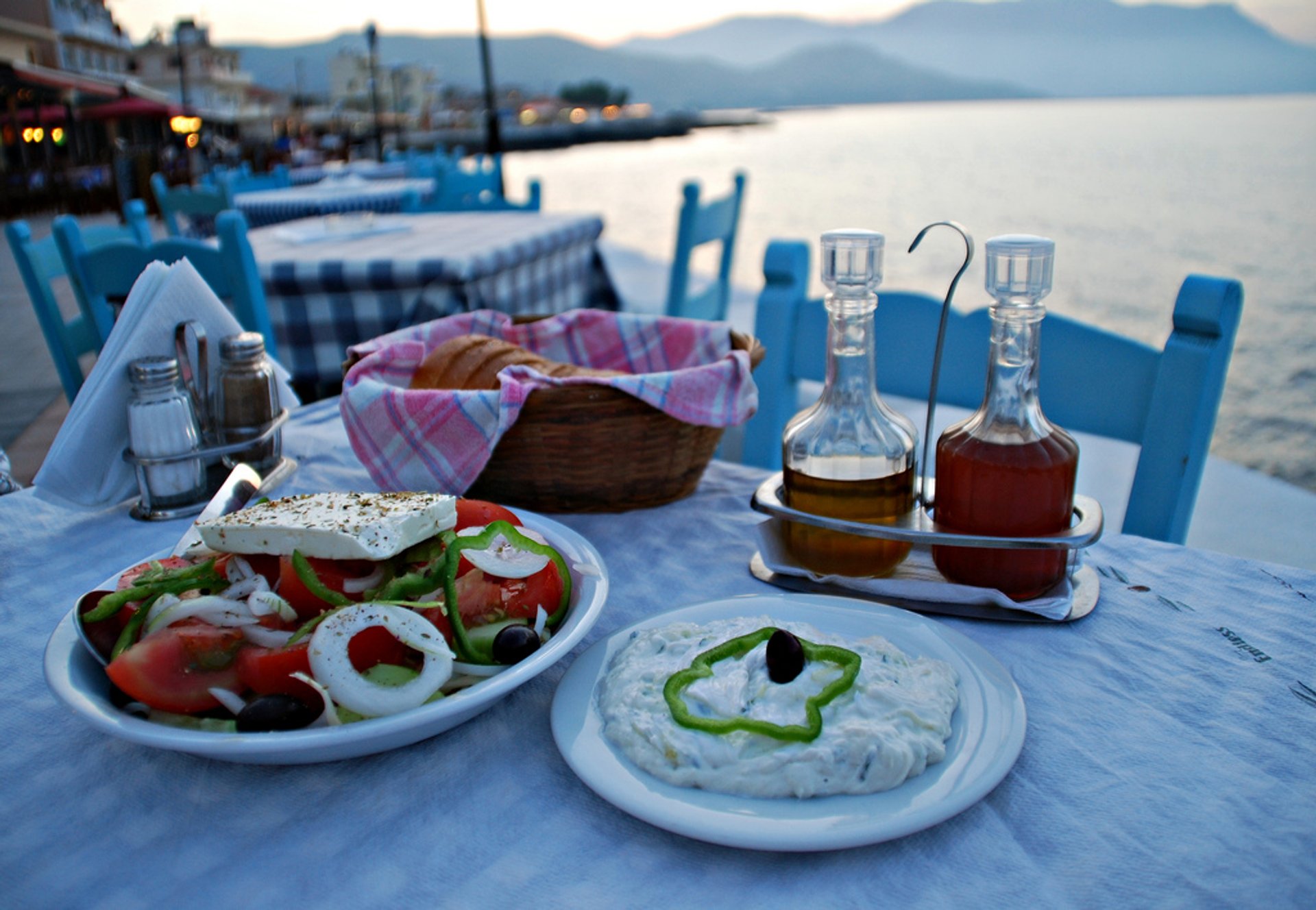 Salada griega (Horiatiki Salata)