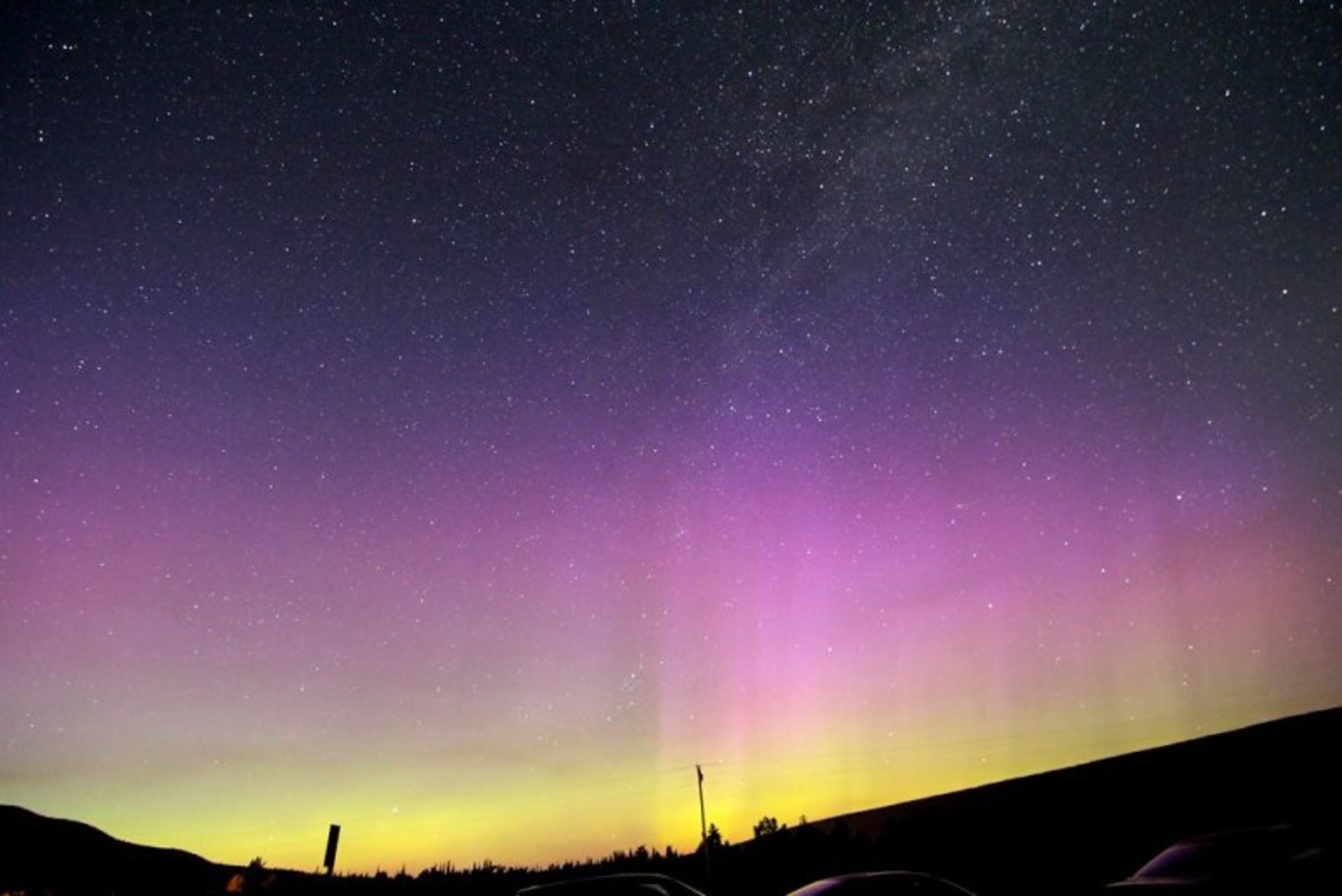 Luci del nord a Glacier National Park