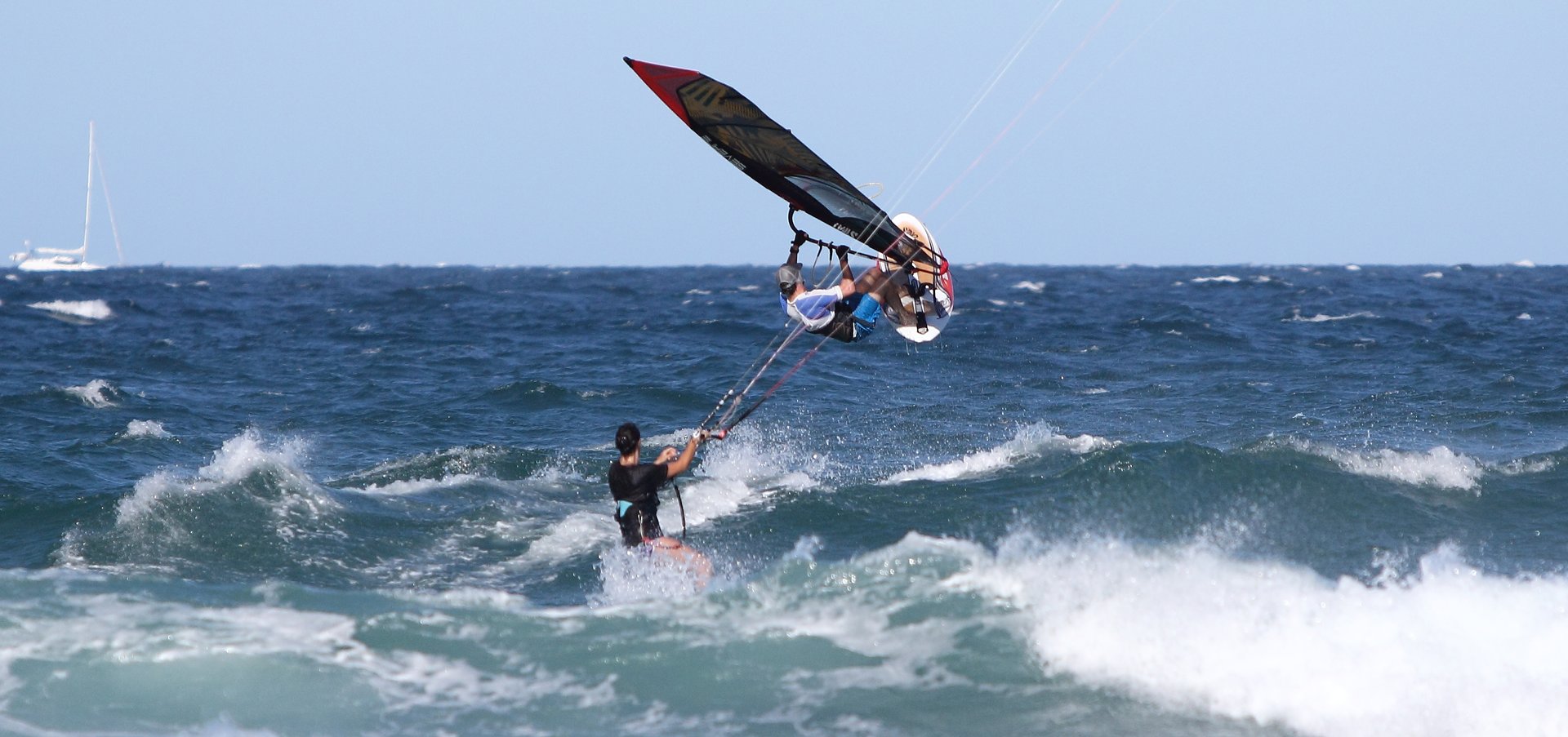 Kitesurfing and Windsurfing