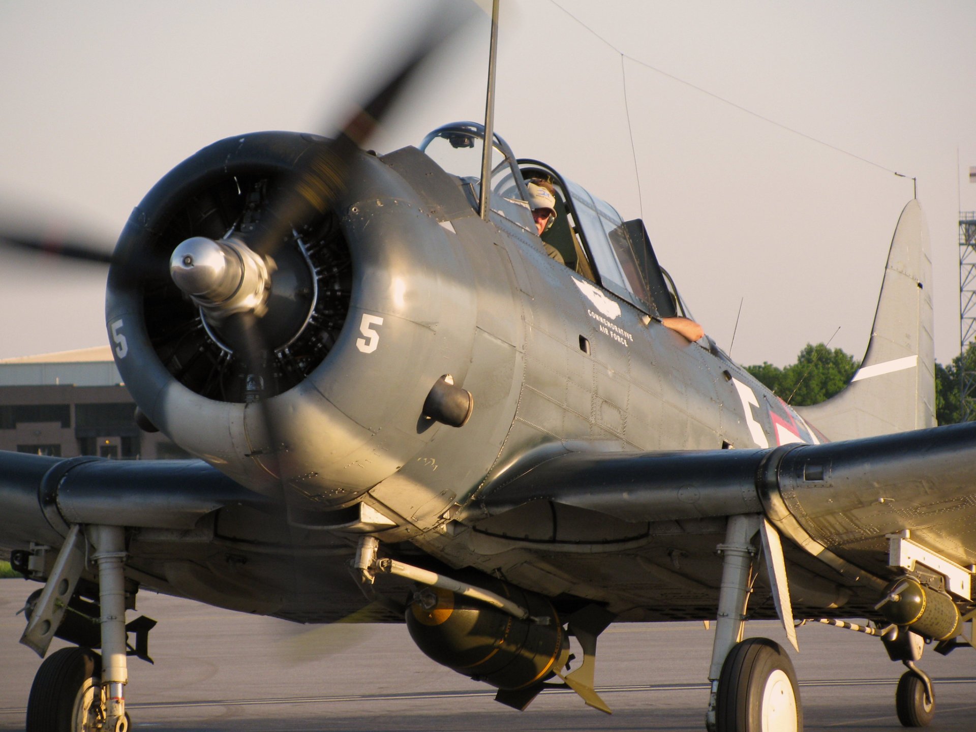 Mid-Atlantic Air Museum's World War II Weekend