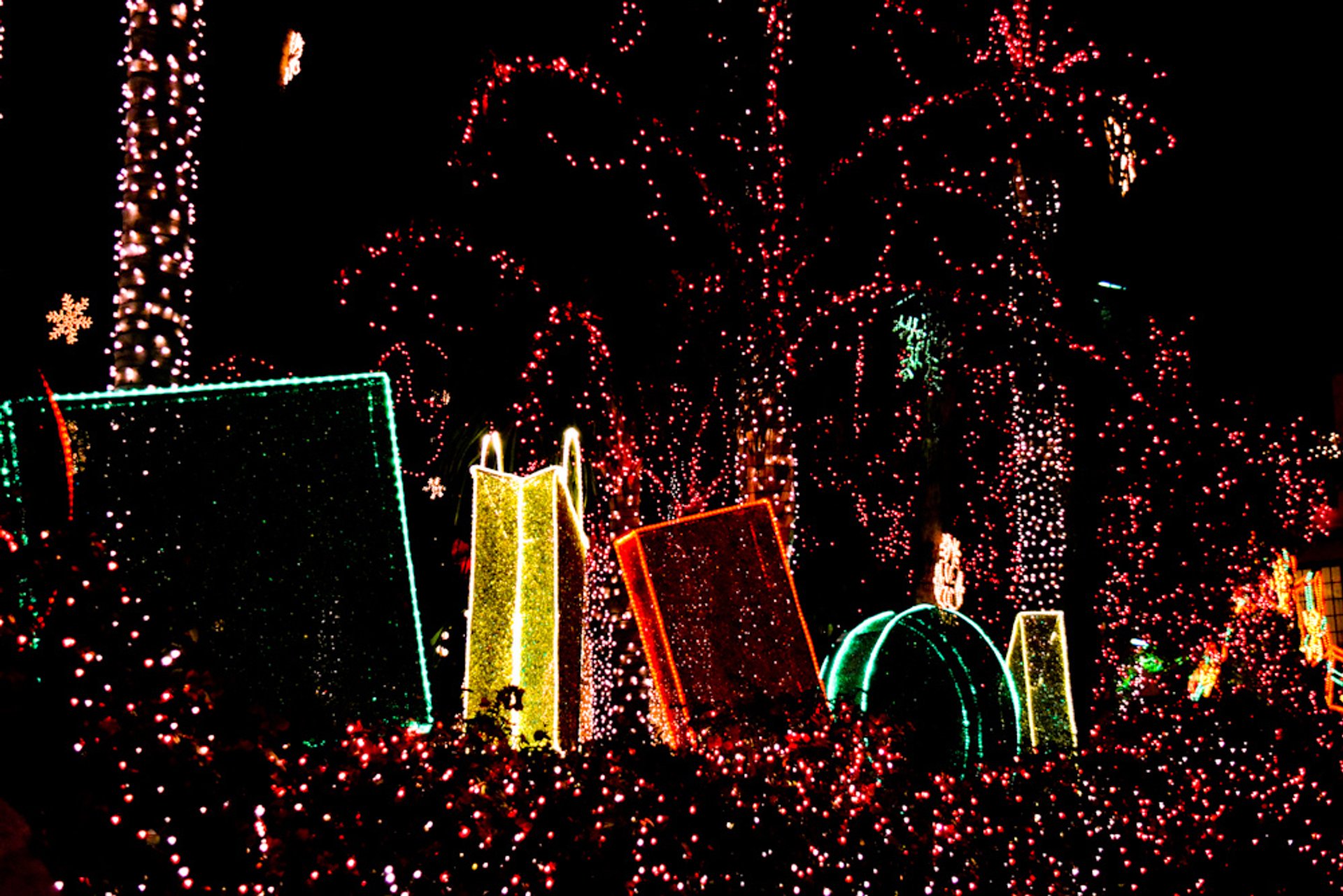 La Christmas Lights 2022 Christmas Lights 2022-2023 In California - Dates