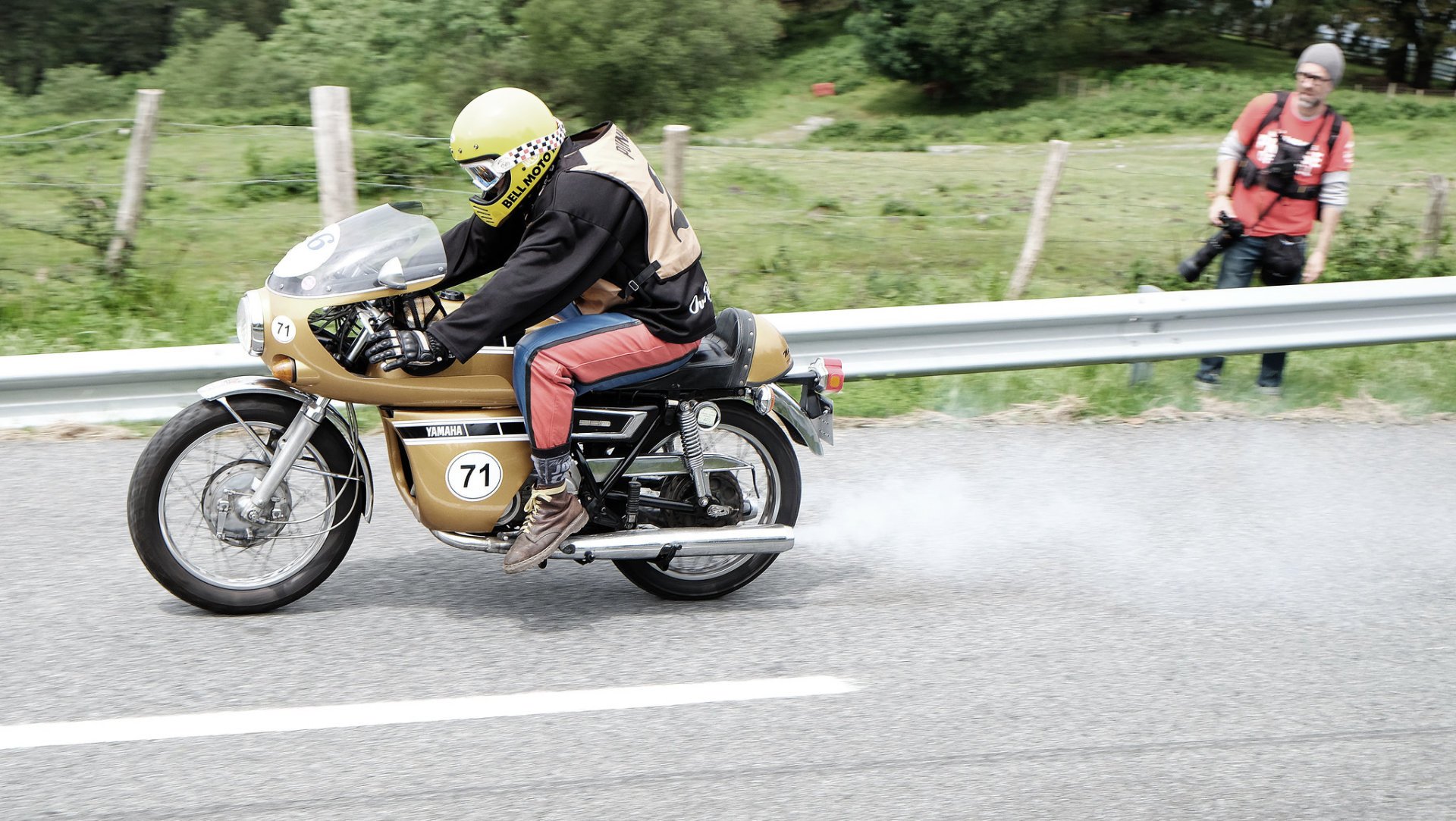 Wheels and Waves in Biarritz