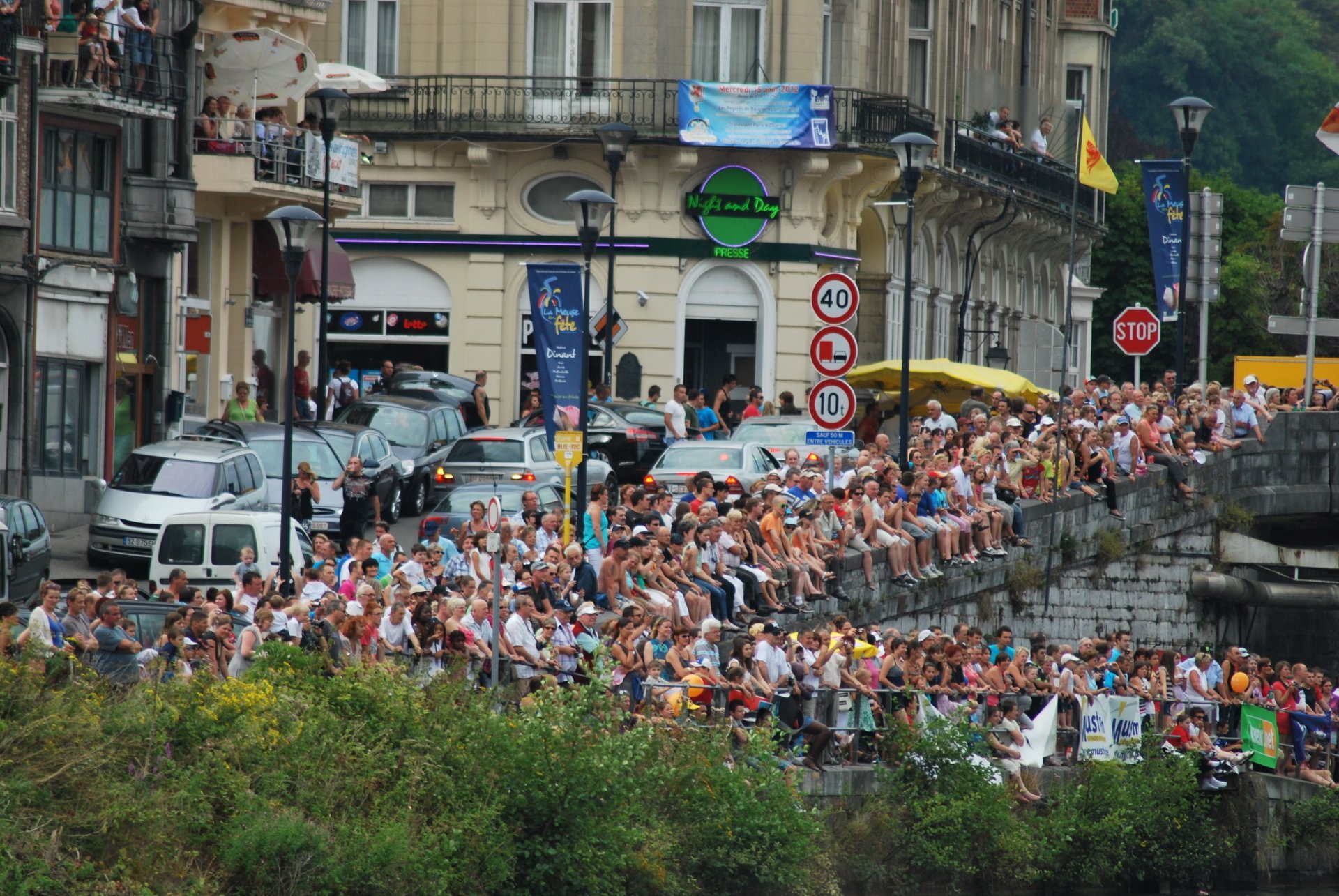 Régate internationale de baignoire Dinant