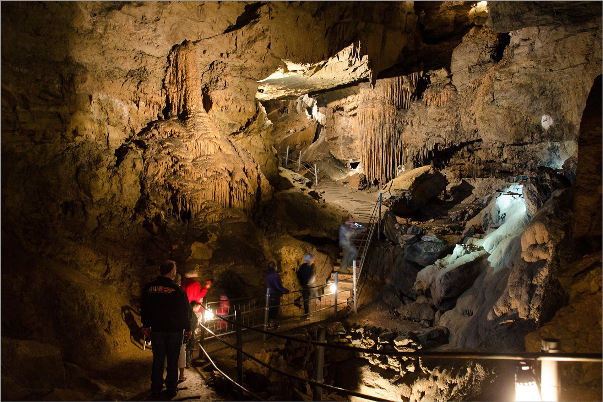 Grottes et cavernes