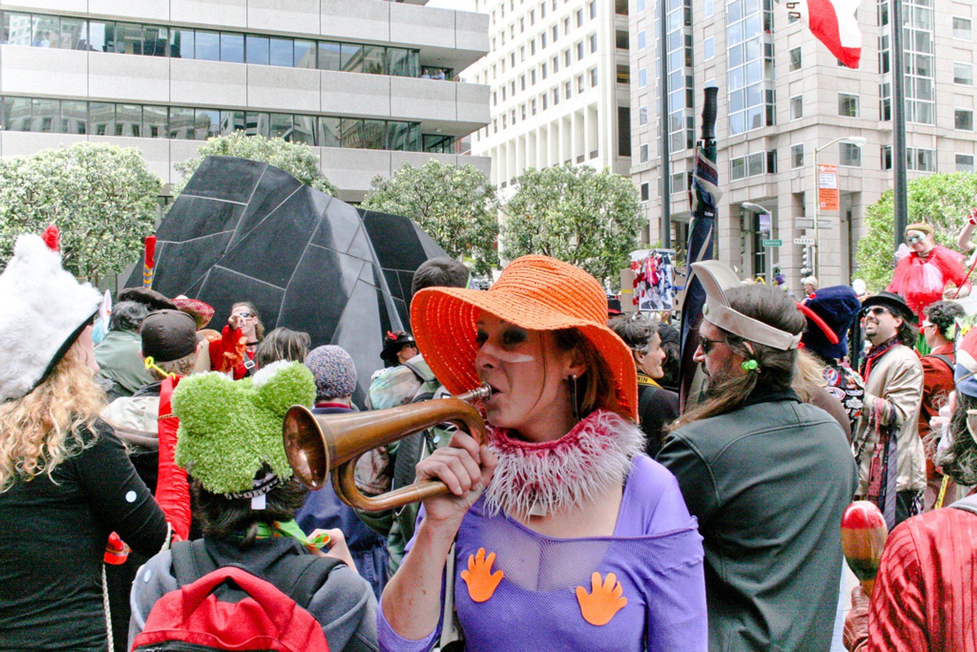 Parata del giorno di Santo Stupido (St. Stupid’s Day Parade)