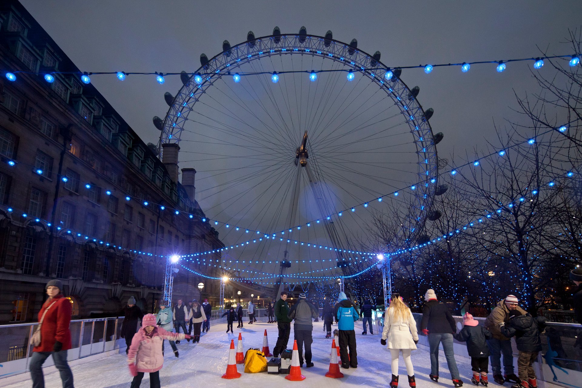 best-places-for-ice-skating-in-london