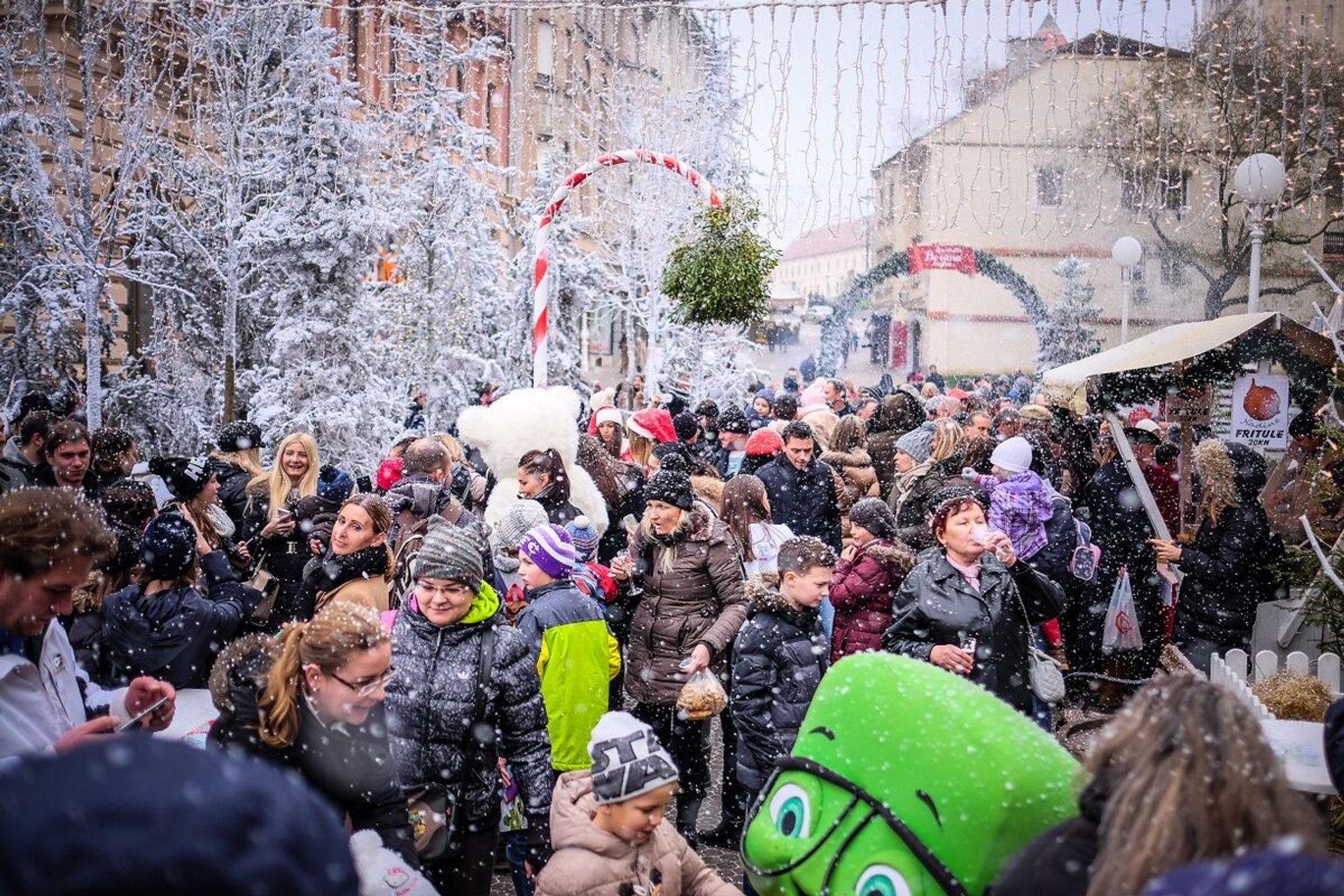 Mercado de Navidad de Zagreb (Avent Zagreb)