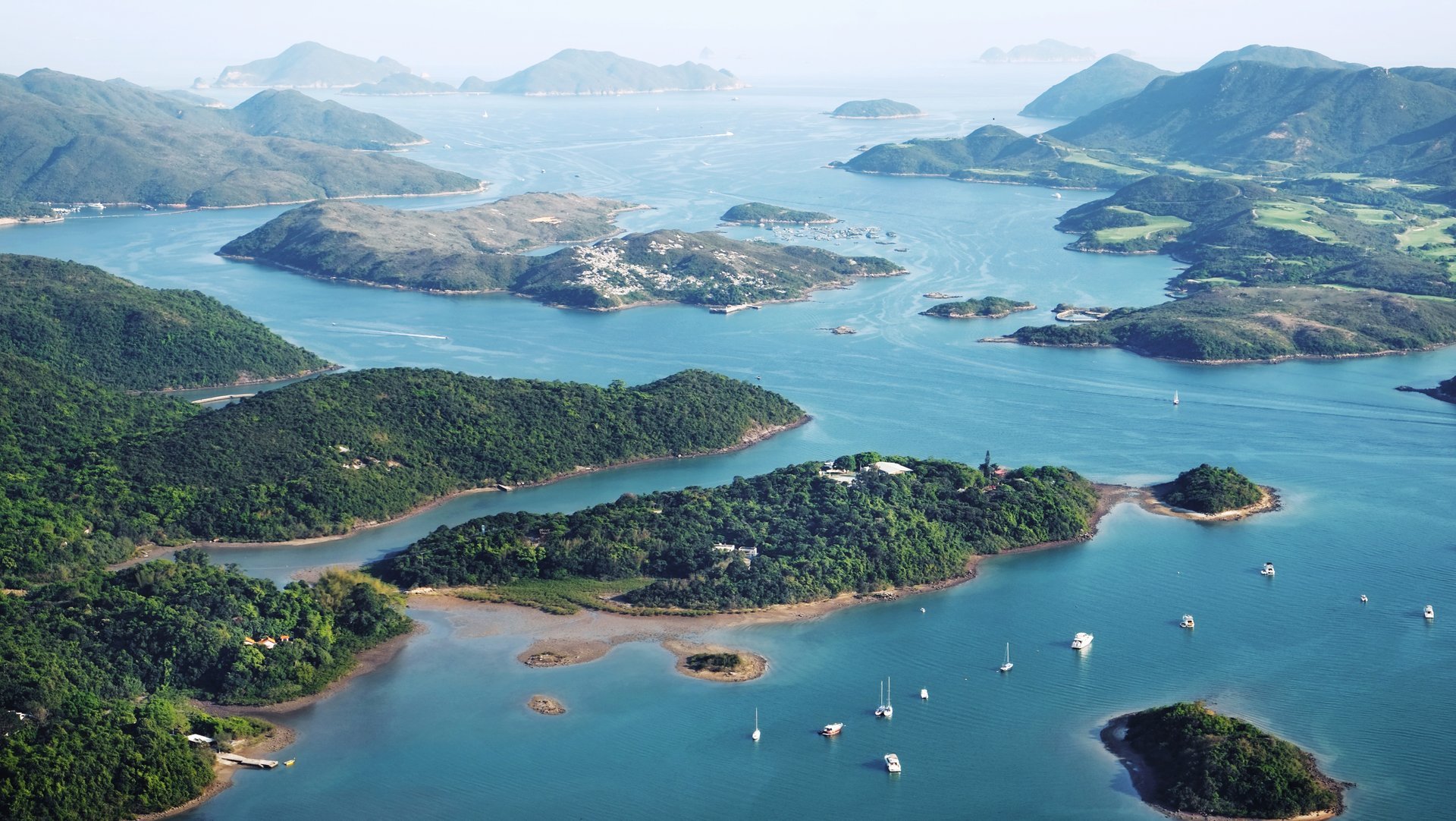 islands to visit in hong kong