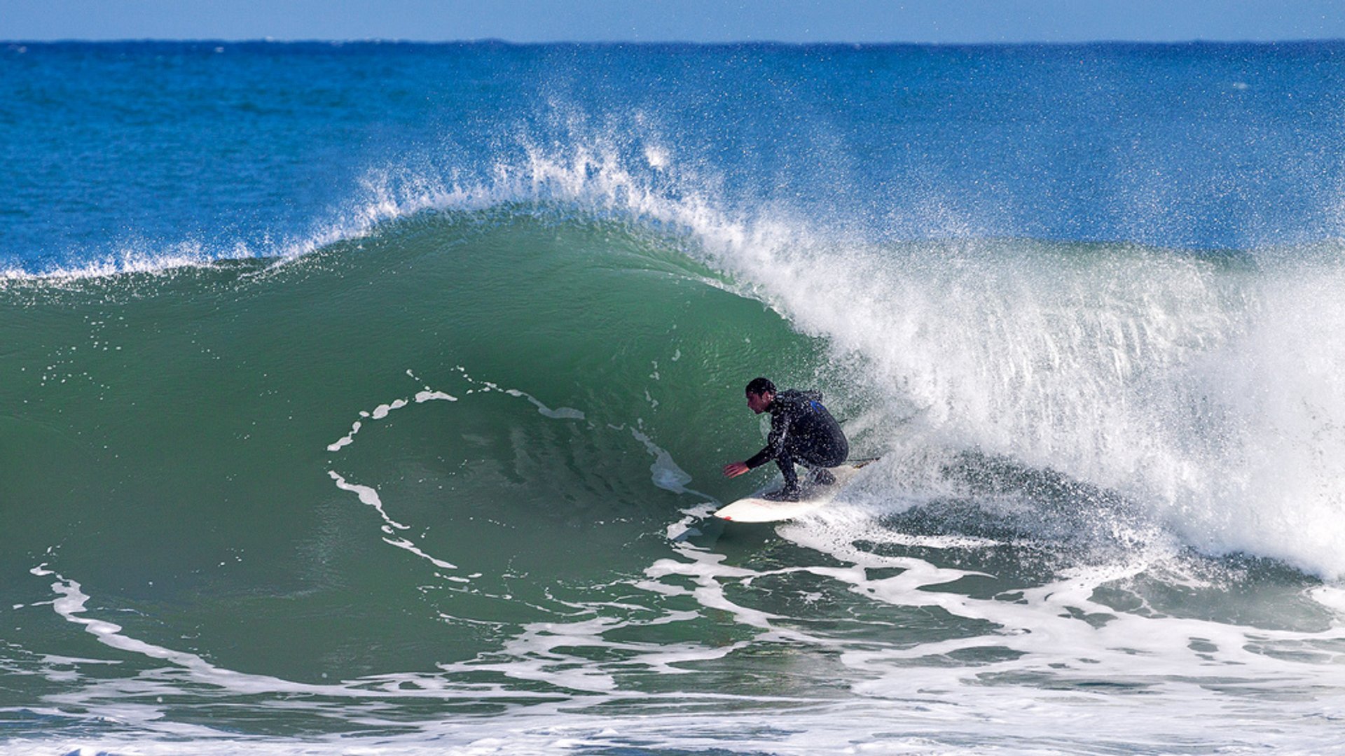 surf trip nz