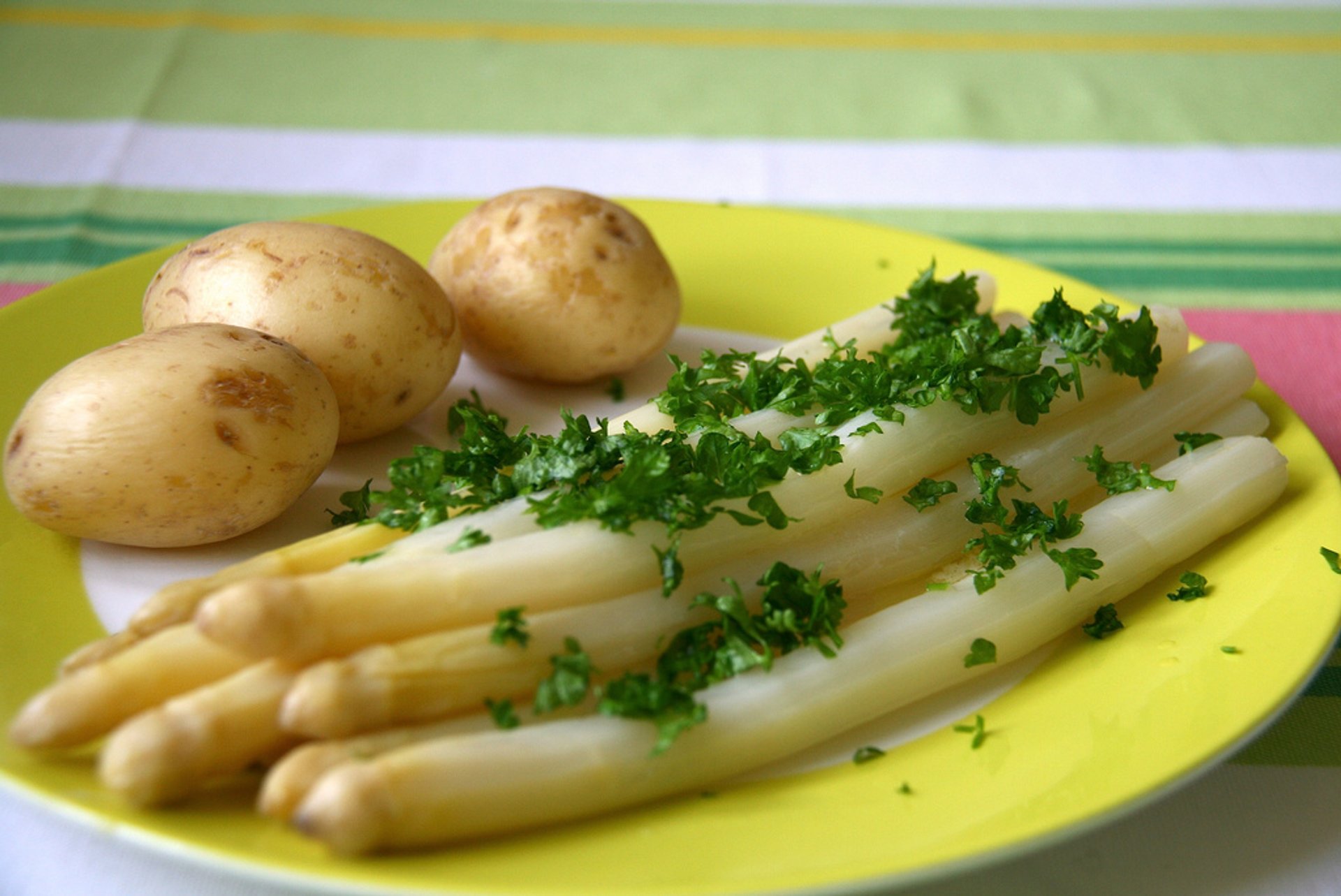 Asparagus Season In Germany 2020 Rove Me,Pesto Cream Sauce Recipe
