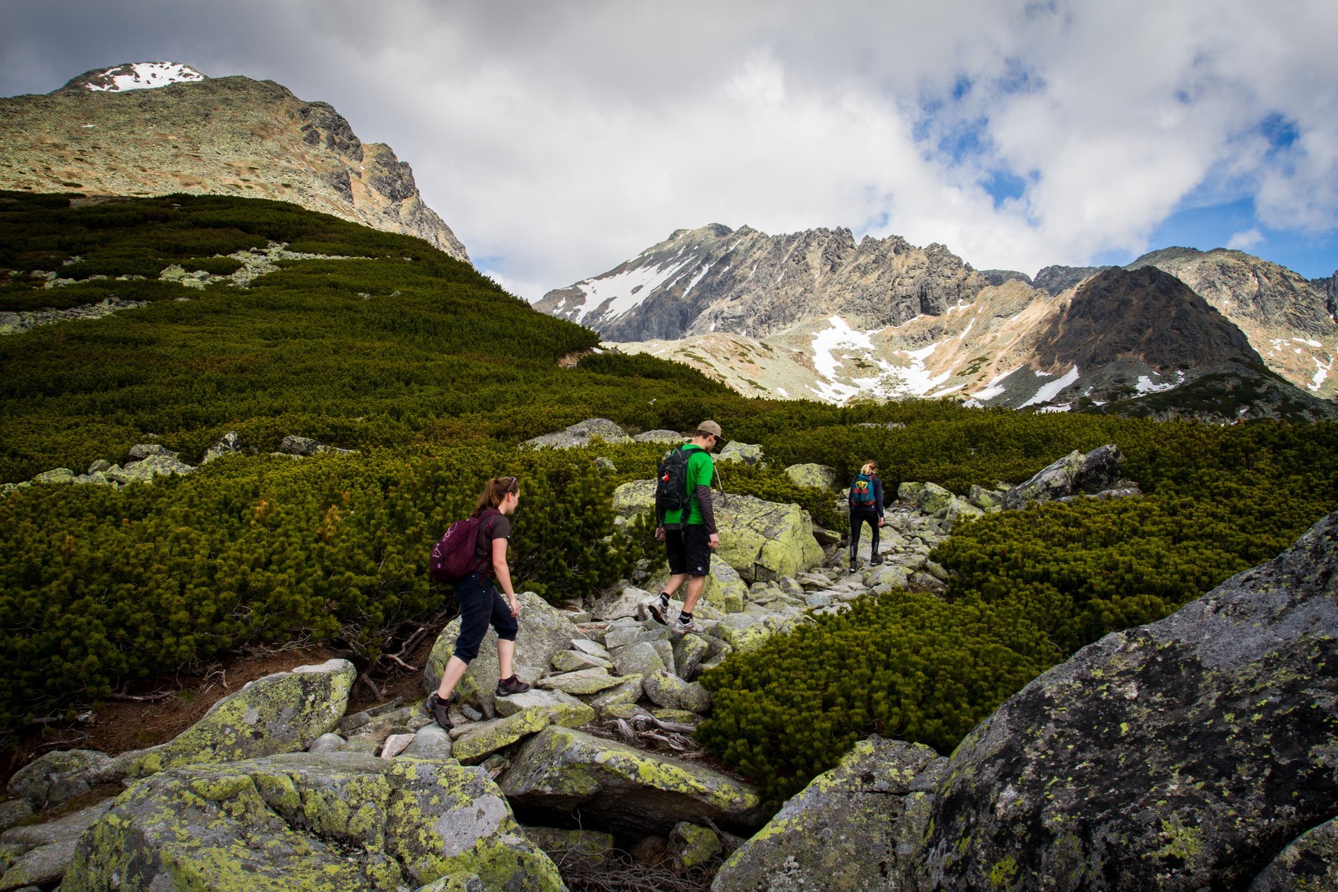 Senderismo en las montañas Tatra