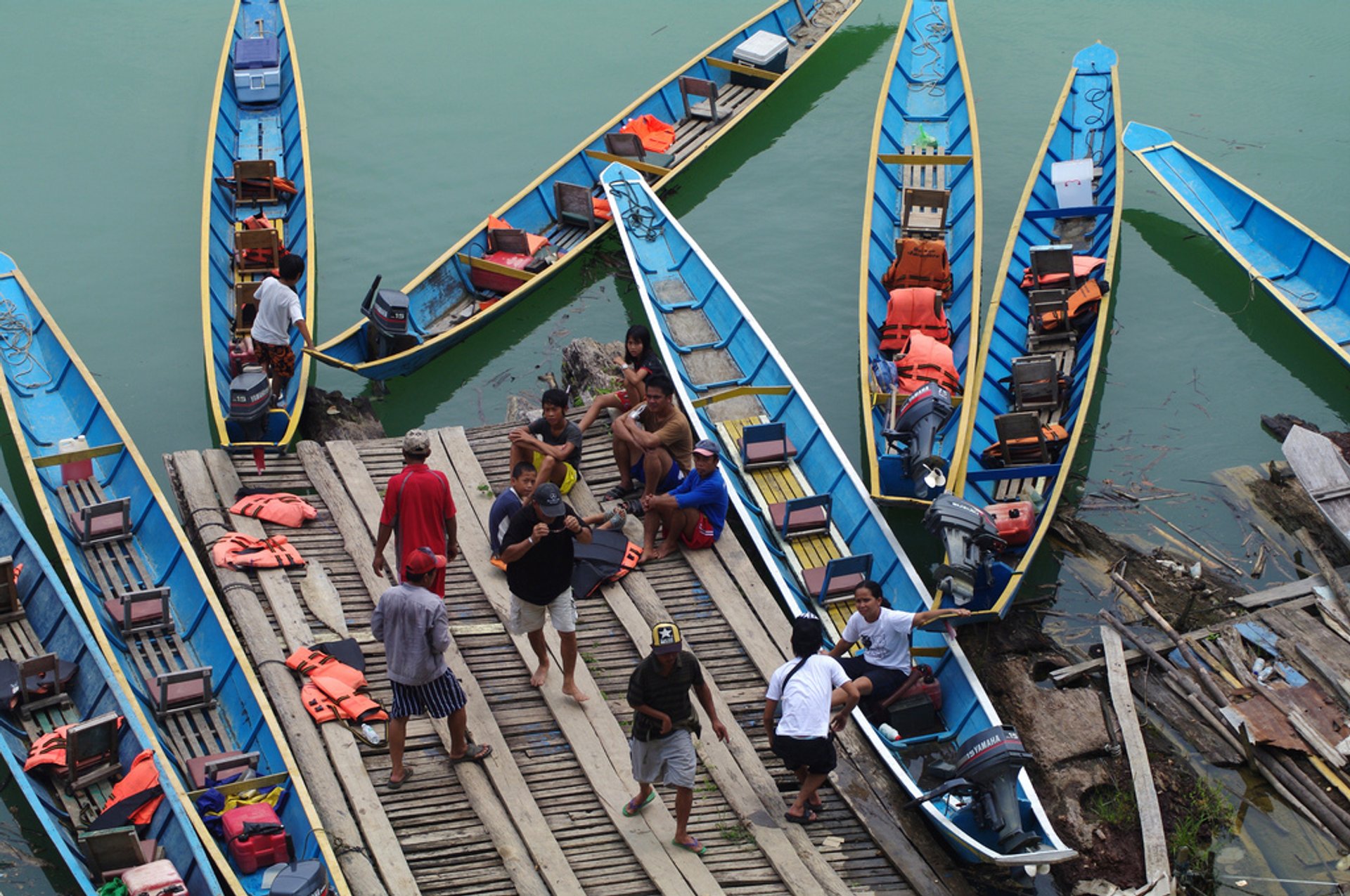 Borneo Longboat Ride And Longhouse Overnight 