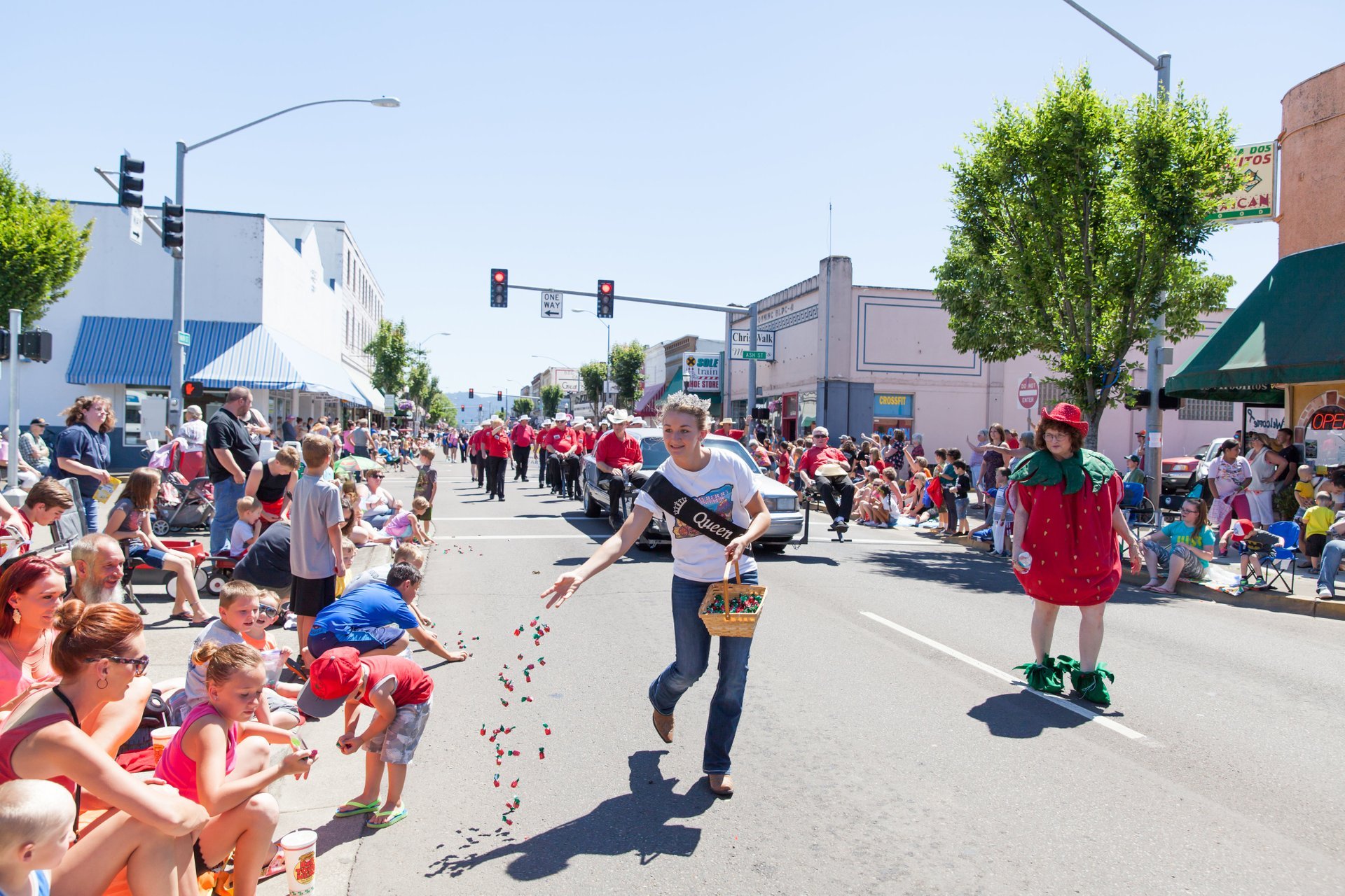 Strawberry Festival Grand Parade 2024 Jeanie Marleen