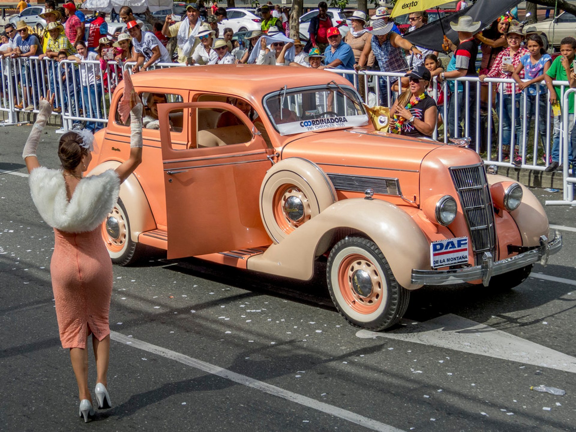 The Lowdown on Medellin's Flower Festival 2023