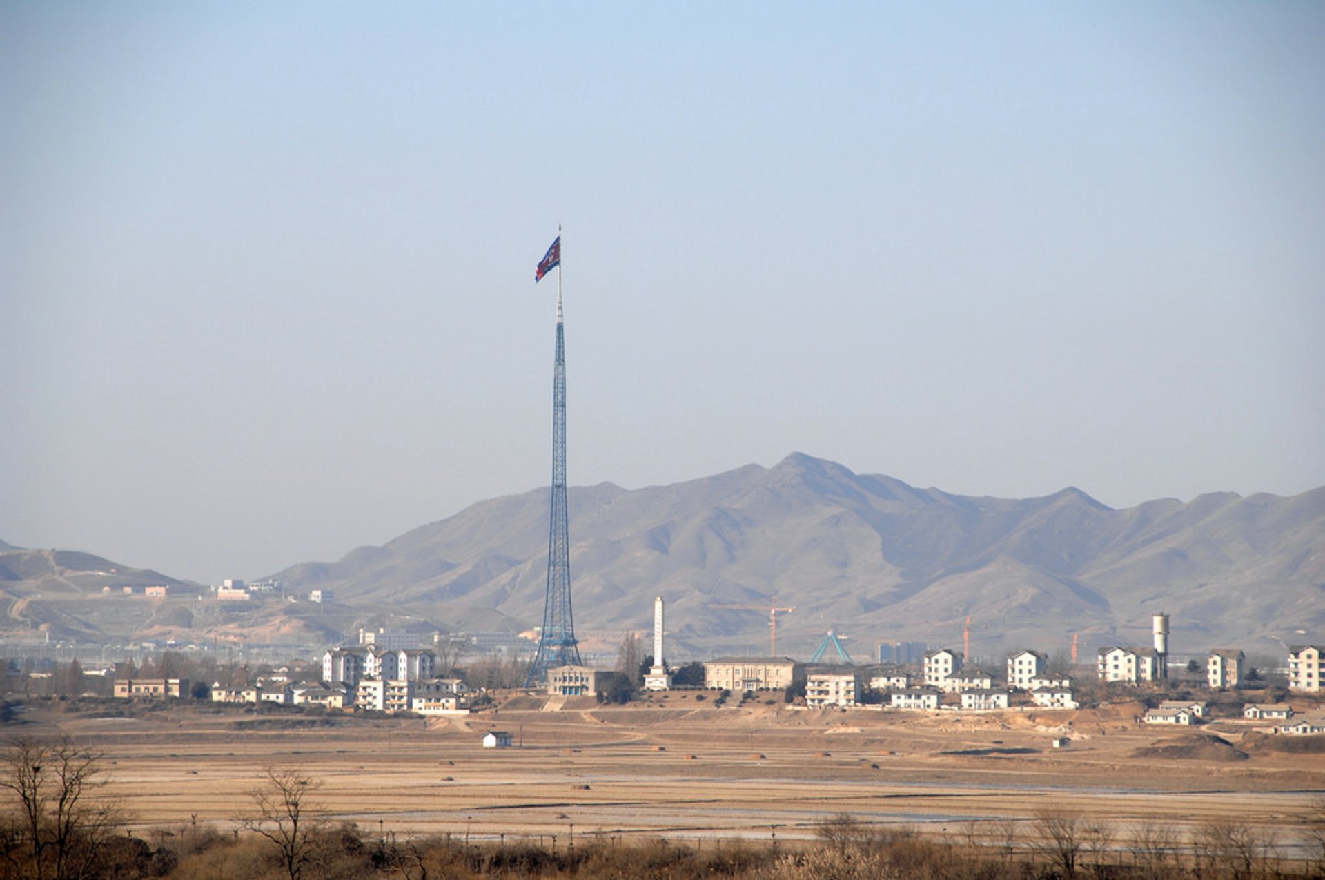 Demilitarized Zone (DMZ)